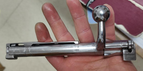 Vendo tercerola de caballeria española, calibre 7x57, en muy buen estado, tanto de maderas como de metal, 00