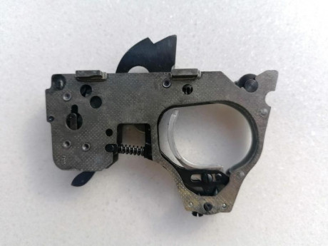 Se vende disparador antiguo de Walther GSP. Como nuevo. Recambio que nunca fue usado. Su precio 130, ahora 01