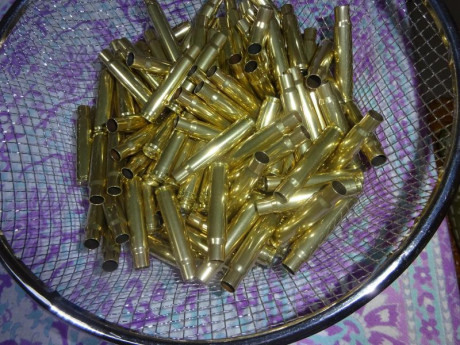 Muy buenas.
Vendo 115 vainas Cineshot by RWS del calibre 8X57JS con 1 tiro, pasadas por Tumbler y en bolsa 02