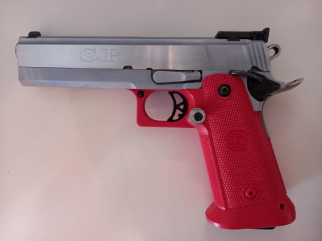 Buenos días,

Vendo pistola auténtica S.P.S. 1911, muy precisa, muy bien conservada y funcionamiento perfecto. 02