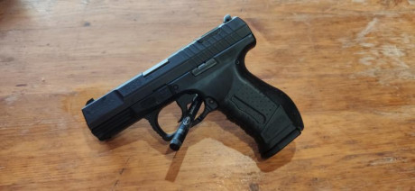 Pongo a la venta mi Walther P99 AS calibre 9mm, en perfecto estado estético y de funcionamiento. Guiada 00