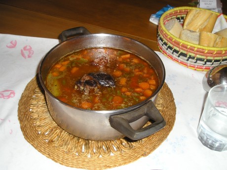 Queridos amigos: ante las expectación :8 causada por el desayuno que me he pegado esta mañana, el cual 60