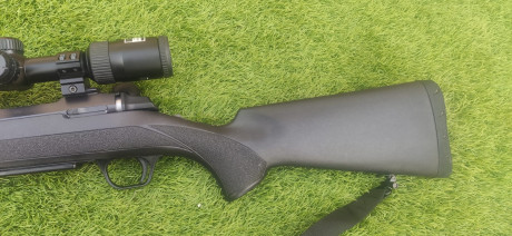 Para ir haciendo hueco.......

Es 30.06

 browning a-bolt . Esta bastante bien y poco usado. Pesa muy 11