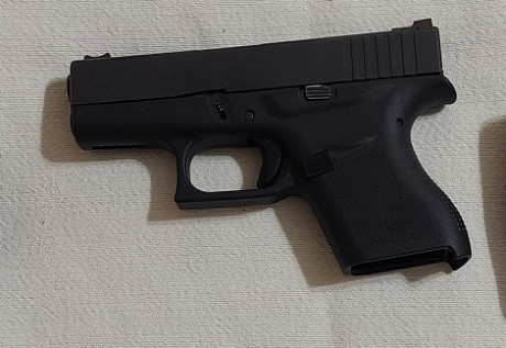 Como se va acercando la fecha del pase a la reserva y ya necesito quitármela, vendo  una pistola GLOCK 00