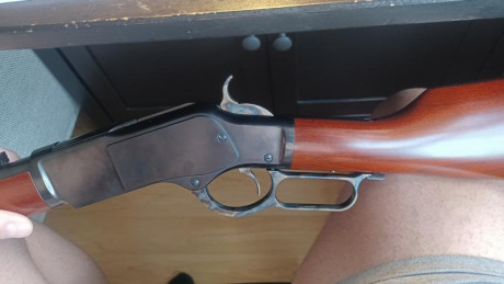 Se vende esta pequeña maravilla. Es el modelo 1873 para el Territorio Indio encargada por los US Marshalls. 00