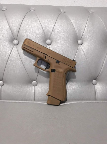 Maletín original 
Con todos sus accesorios 
2 cargadores como nueva solo a salido un par de veces al campo 00