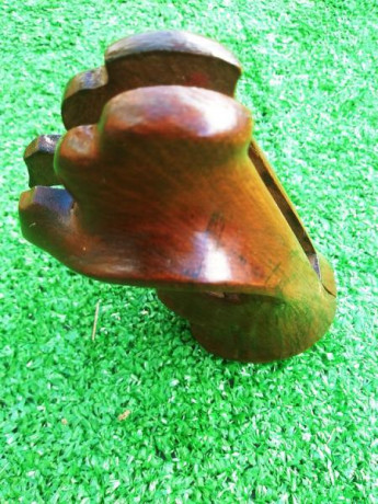  Pongo a la venta estas cachas hechas en madera clara de fabricación casera hechas para mi revolver seguro 02
