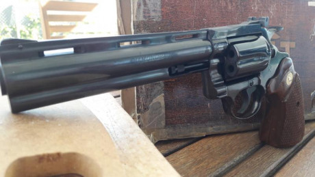 Hola! Pongo a la venta mi Revólver Colt diamondback 22, cañón 6". Poco que decir de este magnífico 01