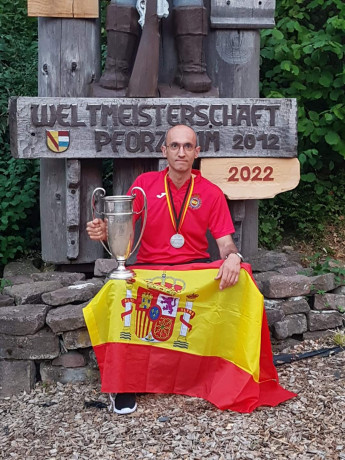 El tirador riojano José Antonio Delgado, se ha proclamado  Campeón del Mundo de armas históricas, en la 00