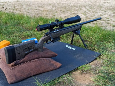 Se vende rifle Bergara B-14 HMR  calibre 308W, logitud de cañón 61 cm (24 pulgadas) con muy poco uso, 12