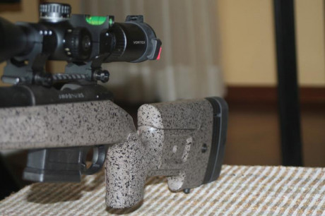 Se vende rifle Bergara B-14 HMR  calibre 308W, logitud de cañón 61 cm (24 pulgadas) con muy poco uso, 10