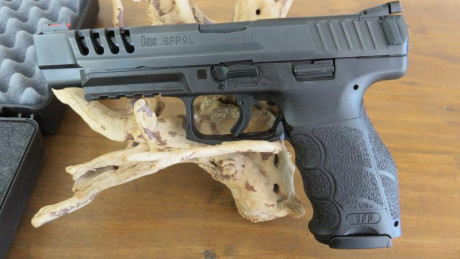 Vendo mi pistola HK SFP9L en perfectas condiciones la compre por capricho y no le doy uso, es el modelo 02