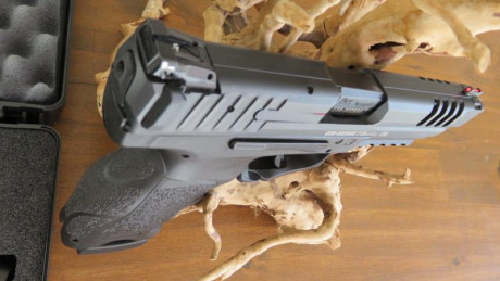 Vendo mi pistola HK SFP9L en perfectas condiciones la compre por capricho y no le doy uso, es el modelo 01