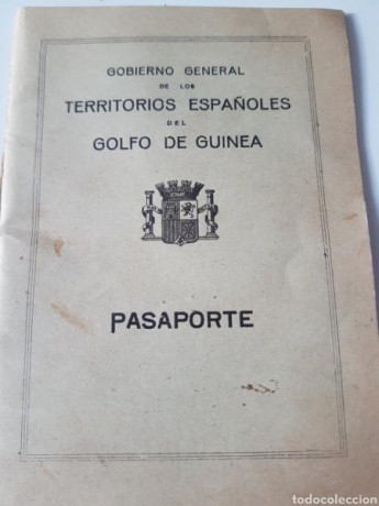  EN RECUERDO Y HOMENAJE A LOS QUE YA NO ESTÁN. 

Si pones en  GOOGLE    PASAPORTES EN LA MEMORIA   da 12