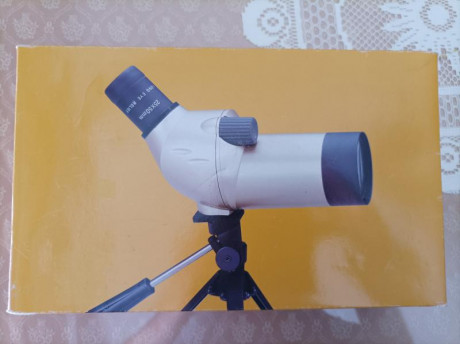 Vendo telescopio terrestre compacto.
Está completamente nuevo con su caja, estuche o bolsa para llevar 00