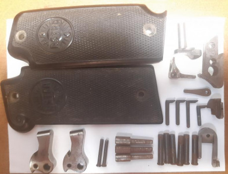 Vendo en lote indivisible este conjunto que me quedaba de piezas de la Astra 400.
110 euros puesto en 00