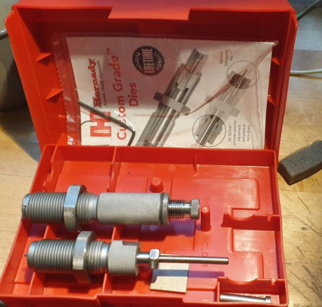 Vendo dies 6.5 creedmoor, casi nuevos marca Hornady.
45€ +  envio. 00