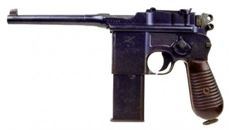 Me enamorao :shock:  de esta arma, sale en la revista armas y municiones de este mes, ese negro mate intenso 120