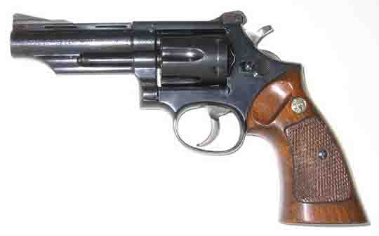 Hola,he abierto este hilo para que todos aquellos que tengais armas Españolas,podais lucirlas aqui con 42