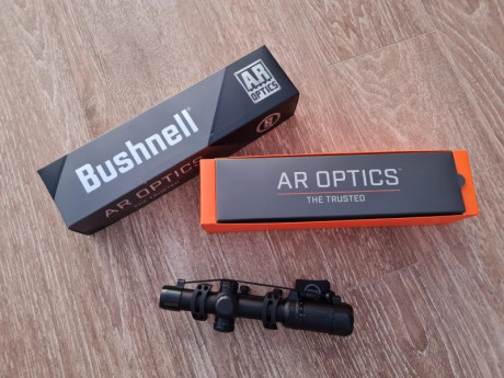 Hola, vendo por cambio de rifle, visor Bushnell AR 1-6x24 con retícula iluminada y montura warne x-skel.

Esta 01