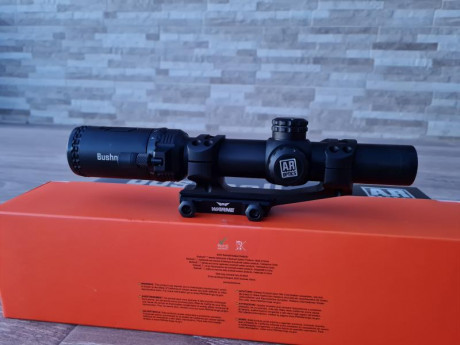 Hola, vendo por cambio de rifle, visor Bushnell AR 1-6x24 con retícula iluminada y montura warne x-skel.

Esta 00