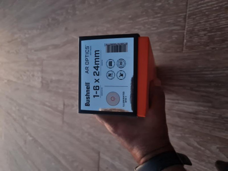 Hola, vendo por cambio de rifle, visor Bushnell AR 1-6x24 con retícula iluminada y montura warne x-skel.

Esta 12