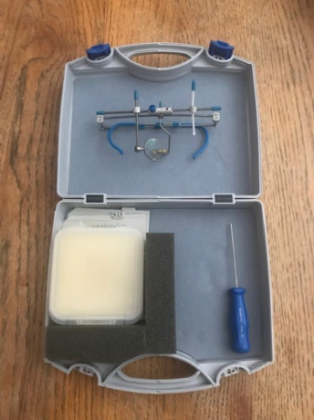  GAFAS 1.jpg  GAFAS 3.jpg 
Vendo Gafas de Tiro MEC glas Frame Glases
Con aro de "23" 
120 € 00