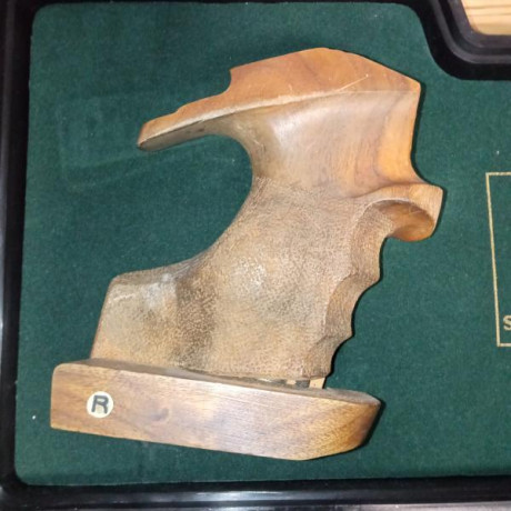 Hola vendo cacha Rink para Stey LP10 diestra tamaño XL
PVP: 100€+10€ de envío o entrega en mano en Madrid.
Información 01