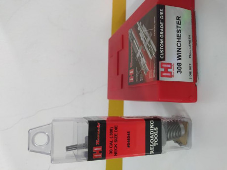 Se venden con un estado prácticamente nuevo. 70 euros todo con transporte. Tlf 679615117 00