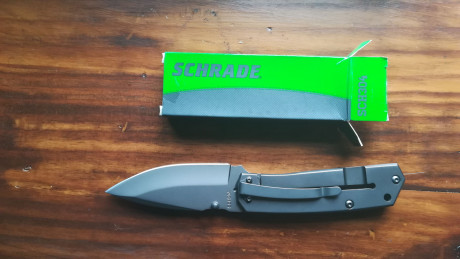  Navaja Schrade SCH304 . Muy robusta, fuera de producción ya, toda entera de acero. Hoja en 9Cr18MoV de 00