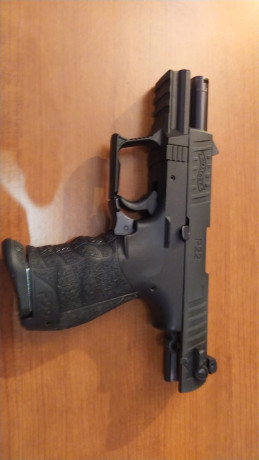 Disculpen el error, ahora creo que está en el foro adecuado. Vendo esta pistola walther P 22, nueva o 02