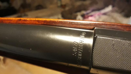 Vendo un rifle Sako L61R en el calibre 300 H&H. Customizado por maestro armero.

Precio 1.300 eu  32