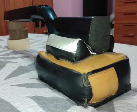 Se vende culata anschuzt para acción redonda, montaba una 1913

100€ 01