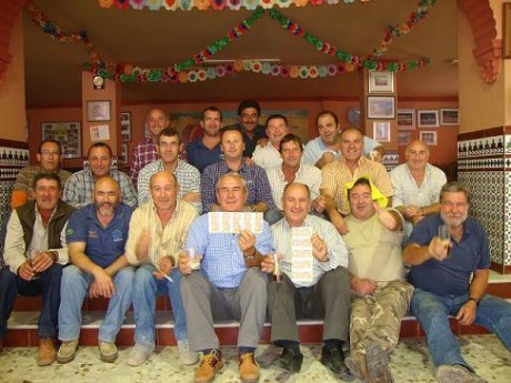 Como todos los años me invitan por estas fechas a las famosas cenas de navidad.

Que si equipo de atletismo, 90