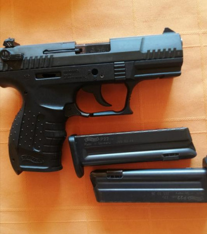 Saludos.

Pongo en venta una Walther P22 FIRST EDITION con  dos cañones  (corto "87mm" y largo 01