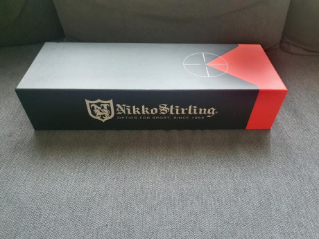 VENDIDO.

Vendo visor Nikko Stirling Hornet Ed 10-50x60i. Reticula HMD-T( Half Mil Dot ) iluminada  segundo 00