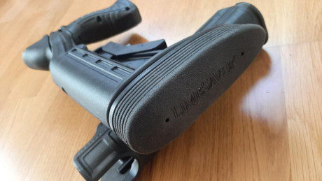 VENDIDA culata táctica de reducción de retroceso Blackhawk Noxx Specops Gen II para Mossberg 500.
Viene 10