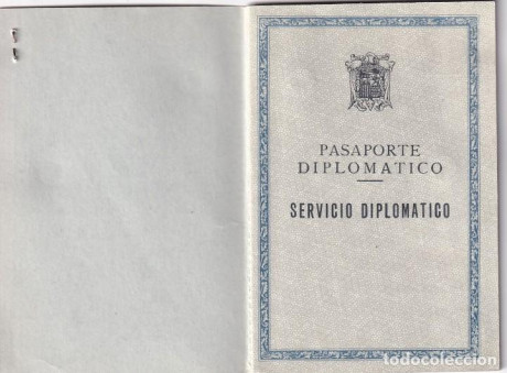  EN RECUERDO Y HOMENAJE A LOS QUE YA NO ESTÁN. 

Si pones en  GOOGLE   PASAPORTES EN LA MEMORIA  da igual 160