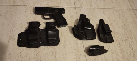 Buenas, pues eso, vendo Walther pps con un cargador extra es decir uno de 7 y 2 de 8 ( de 8 suele venir 00