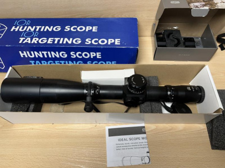 Ior Valdada Terminator. 12-52x56 . Corrección de 1/4 de moa, con marcas de las anillas y algún arañazo 02