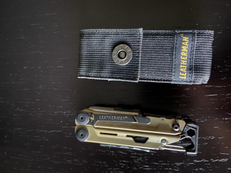 Pués otra multi a la venta.
Signal sin ningún uso y con su funda de origen.
La caja también la debo tener 00