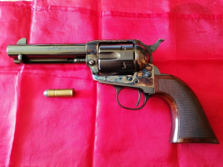   Muy a mi pesar me veo obligado a vender mi Uberti Evil Roy calibre .45Long Colt en Libro de coleccionista, 30