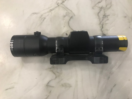 Vendo Aimpoint H34L con montura INNOMOUNT para Sauer sistema ISI MOUNT.
600Eur. 02