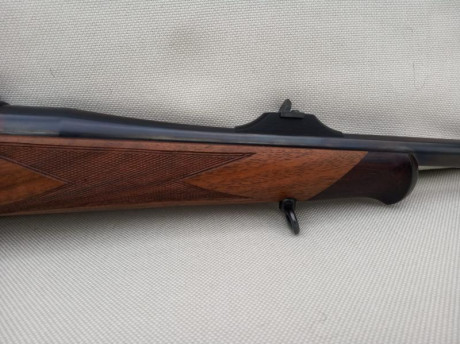   Ruego a los administradores, borren el anuncio. Se ha vendido. Gracias.   

Se vende rifle HEYM SR 30 12