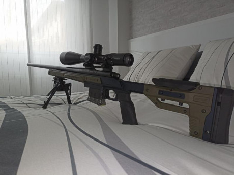 Se vende Remington 700 sps varmint cal. 308 con chasis oryx , precio 900 euros 
, También se vendería 00