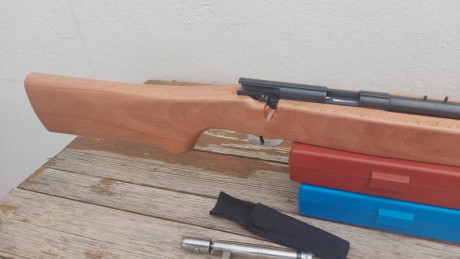  Vendida 

Vendo Carabina Anschütz Match mod 1803. La 
compré hace unos tres años a un compañero del club 00