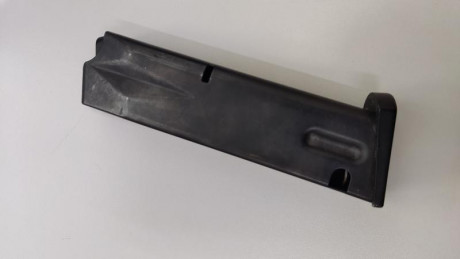 Cargador para Beretta 92FS 9PB capacidad de 15. Precio 45€ 02