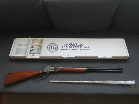 Vendo rifle Uberti 1873 sporting, calibre 45 long colt. 24 1/4" largo cañón. Nuevo, comprado hace 01