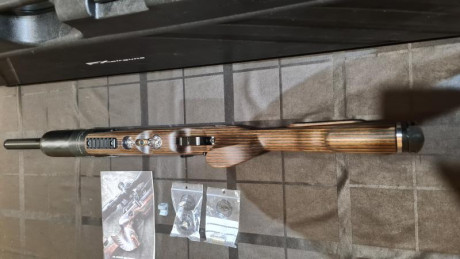 Pues eso, vendo esta estupenda y exclusiva carabina de la archiconocida marca FX. Es el modelo Crown mk2 00