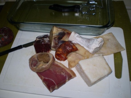 Queridos amigos: ante las expectación :8 causada por el desayuno que me he pegado esta mañana, el cual 80
